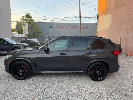 Gray 2023 BMW X5 M50i