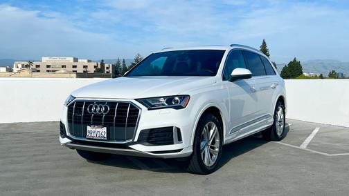 2022 Audi Q7 45 Premium