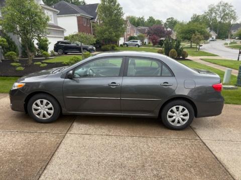 Gray 2011 Toyota Corolla LE