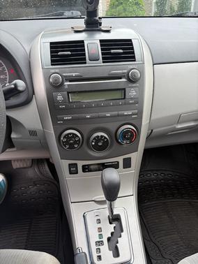 Gray 2011 Toyota Corolla LE