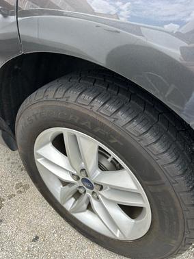 Silver 2017 Ford Edge SEL