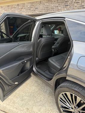 2026 Lexus RX 450h+ Luxury