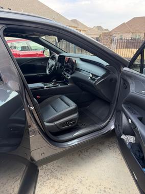 2026 Lexus RX 450h+ Luxury