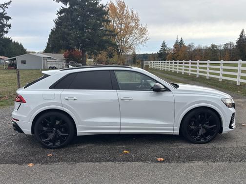 2023 Audi RS Q8 4.0T
