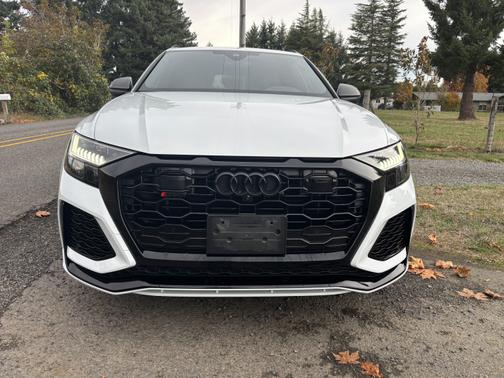 2023 Audi RS Q8 4.0T