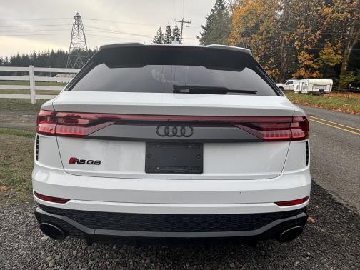 2023 Audi RS Q8 4.0T