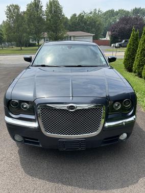 2007 Chrysler 300C Base