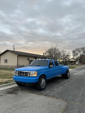 1995 Ford F-350 XL Crew Cab DRW