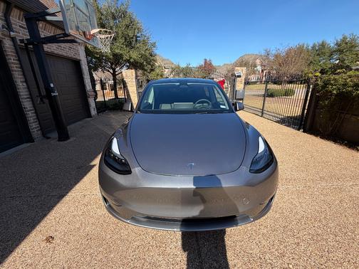 2025 Tesla Model Y Performance