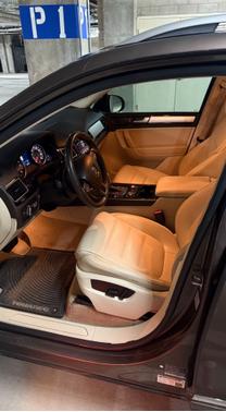 2012 Volkswagen Touareg TDI Sport