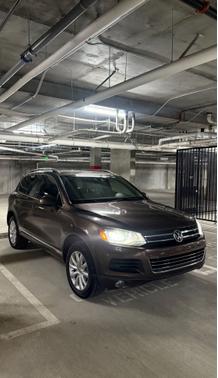 2012 Volkswagen Touareg TDI Sport