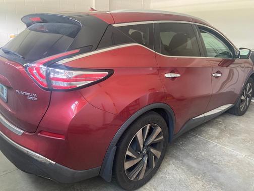 Red 2015 Nissan Murano Platinum