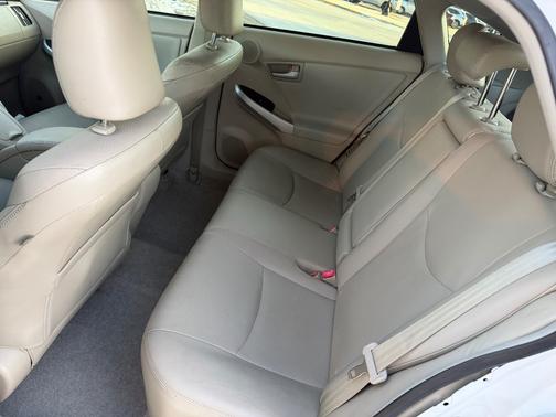 2011 Toyota Prius II