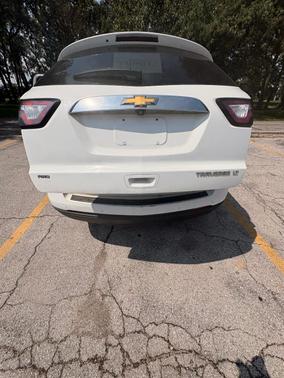 White 2016 Chevrolet Traverse 2LT