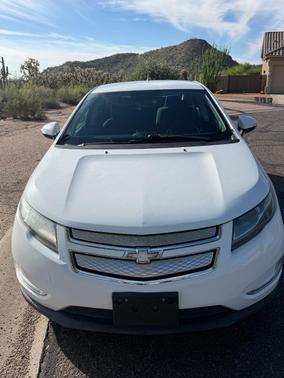 White 2014 Chevrolet Volt Base