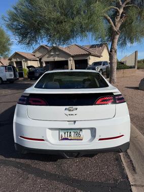White 2014 Chevrolet Volt Base