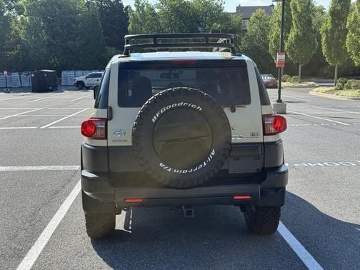 Beige 2010 Toyota FJ Cruiser Base