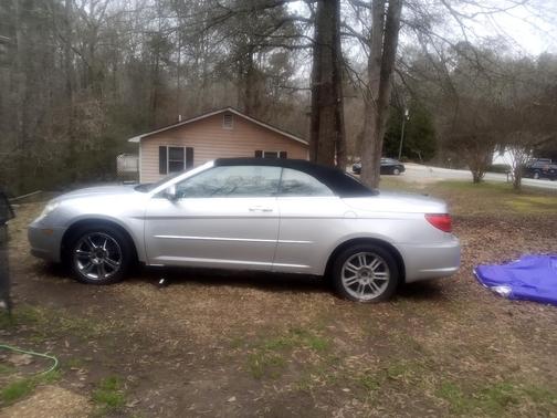 Silver 2009 Chrysler Sebring Limited