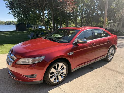 Red 2012 Ford Taurus Limited
