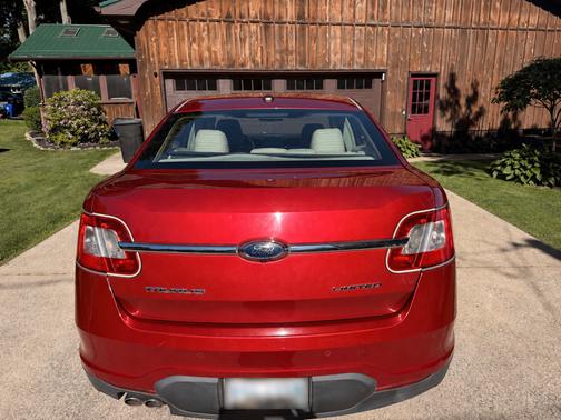 Red 2012 Ford Taurus Limited