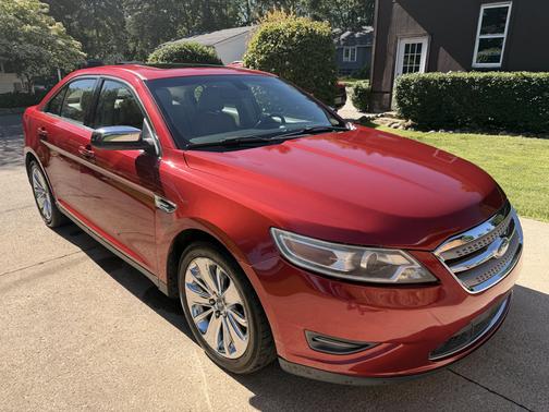 Red 2012 Ford Taurus Limited