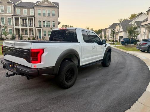 White 2018 Ford F-150 Raptor