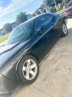 Black 2012 Dodge Challenger SXT