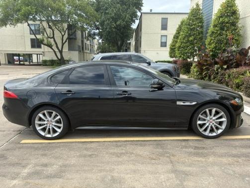 Black 2016 Jaguar XF 35t R-Sport