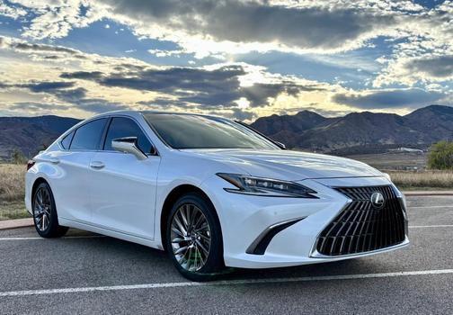 White 2025 Lexus ES 350 Ultra Luxury