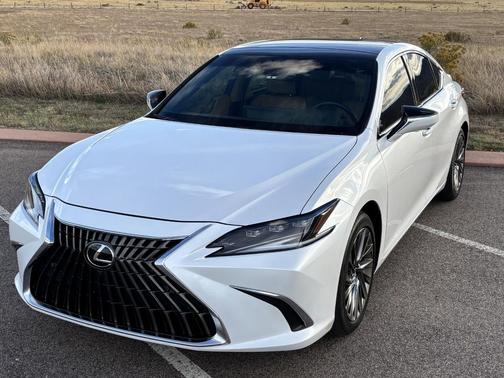 White 2025 Lexus ES 350 Ultra Luxury