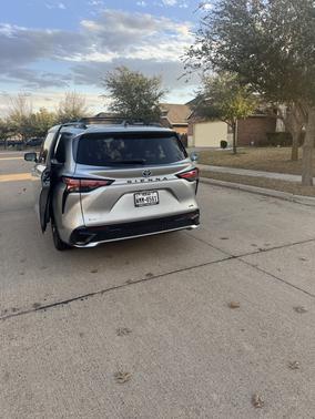2025 Toyota Sienna XSE