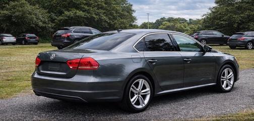 2014 Volkswagen Passat 2.0L TDI DSG SE w/Sunroof
