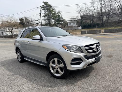 Silver 2016 Mercedes-Benz GLE-Class GLE 350 4MATIC