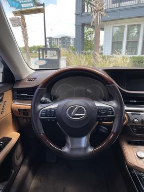 2017 Lexus ES 350 Base