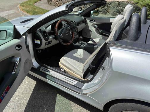 Silver 2006 Mercedes-Benz SLK-Class SLK350 Roadster