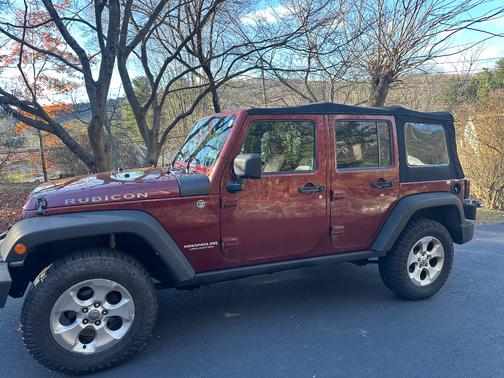Red 2008 Jeep Wrangler Unlimited Rubicon