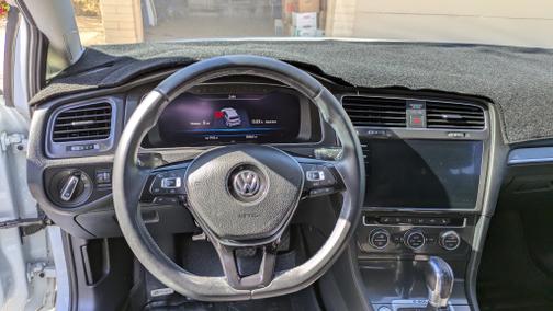 2019 Volkswagen e-Golf SEL Premium