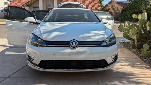 2019 Volkswagen e-Golf SEL Premium
