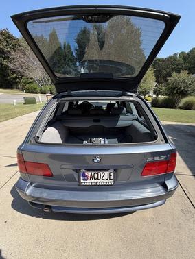 Blue 2001 BMW 525 iT
