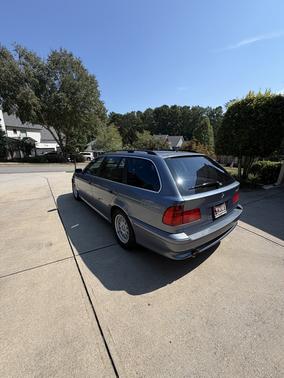 Blue 2001 BMW 525 iT
