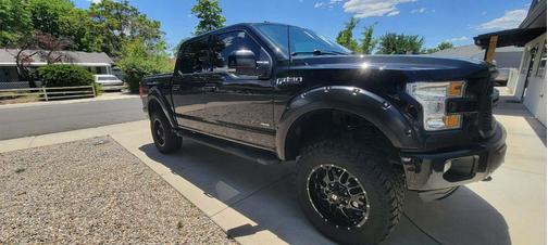 Black 2015 Ford F-150 Lariat
