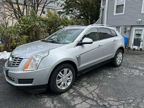 Photo 1 of 12 of 2014 Cadillac SRX Luxury Collection
