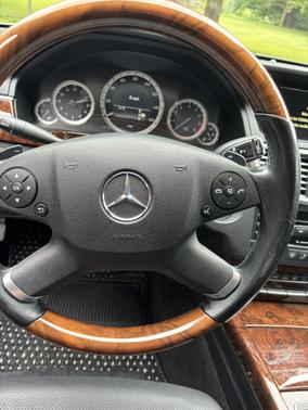 2011 Mercedes-Benz E-Class E 550 4MATIC