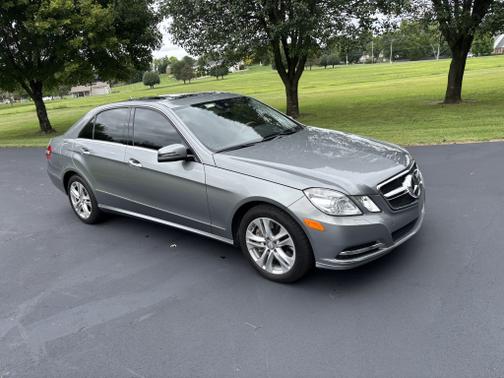 2011 Mercedes-Benz E-Class E 550 4MATIC