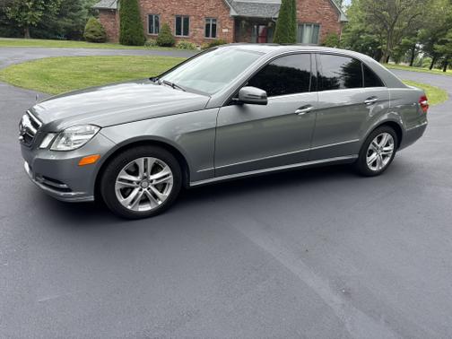 2011 Mercedes-Benz E-Class E 550 4MATIC