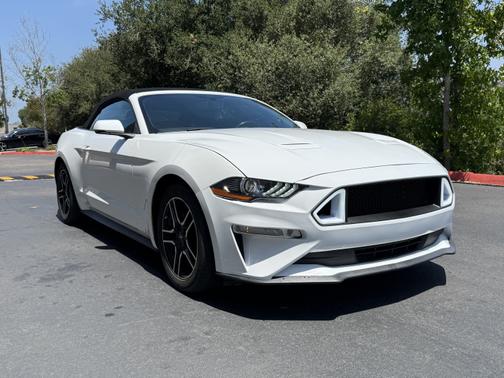 2020 Ford Mustang EcoBoost Premium