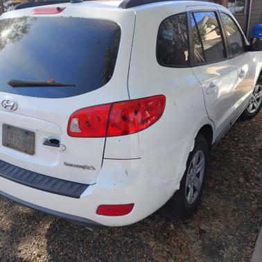 White 2009 Hyundai SANTA FE GLS