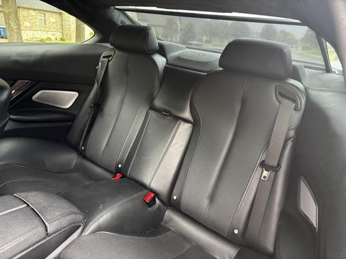 Black 2012 BMW 650 i