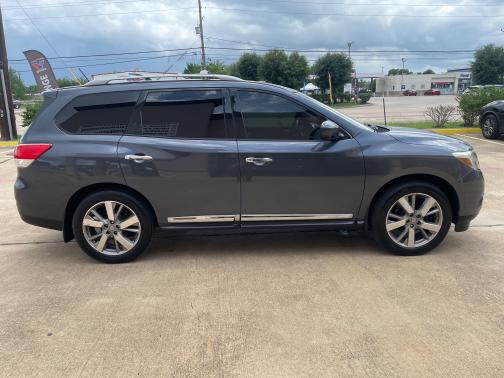 2013 Nissan Pathfinder Platinum