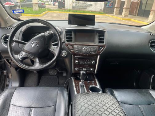 2013 Nissan Pathfinder Platinum